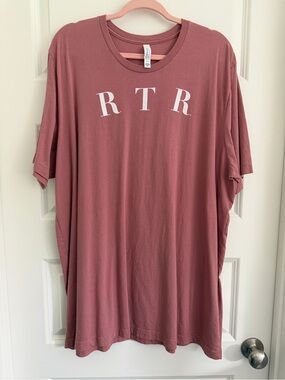 NWOT Scarlet & Gold roll tide roll Alabama football tshirt
